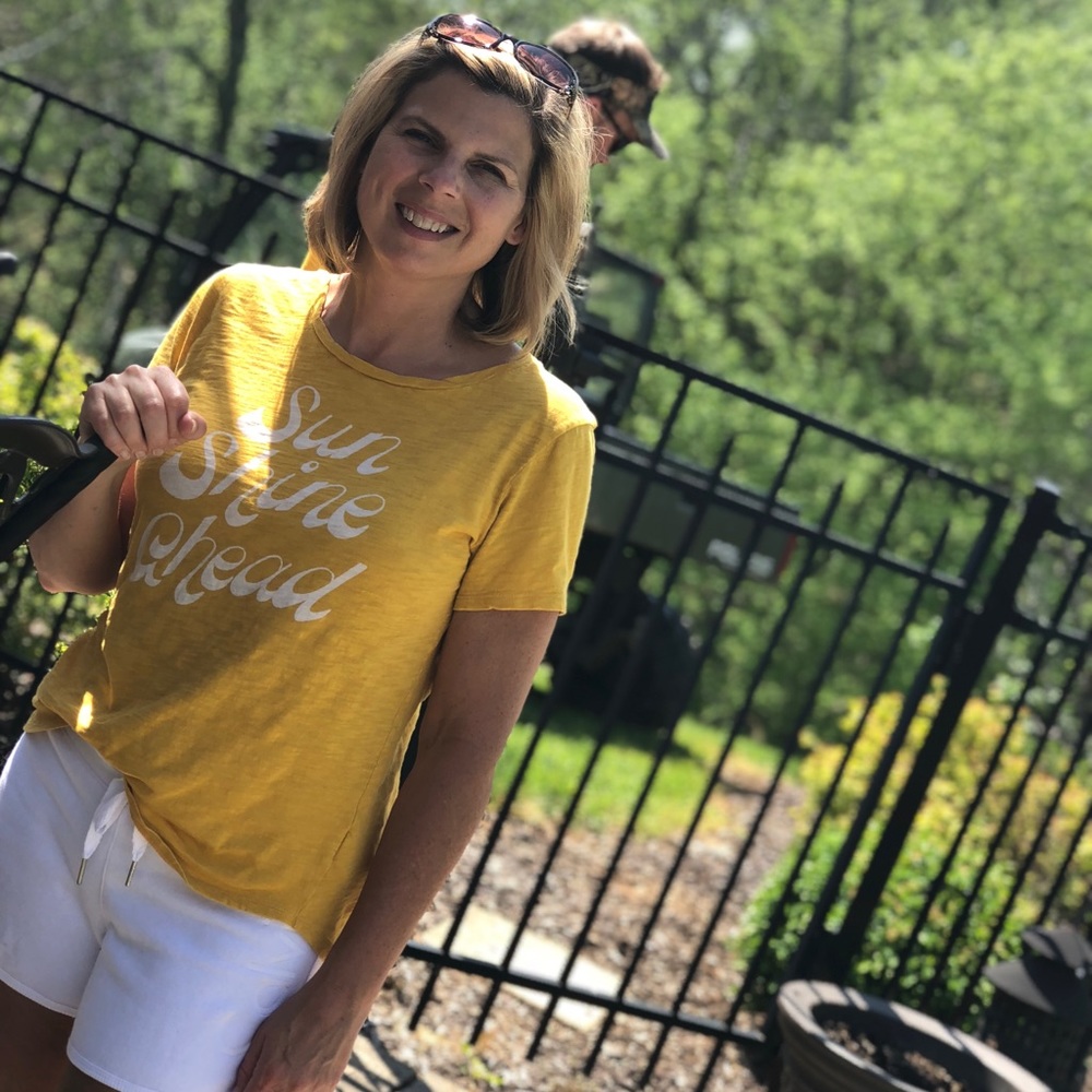 Meet your Posher, Larisa